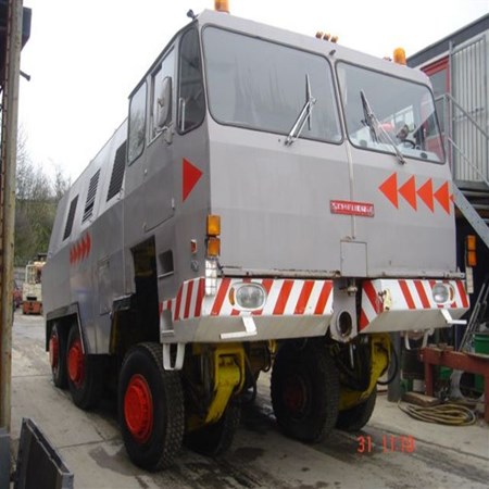 SCHEUERLE TRACTORS